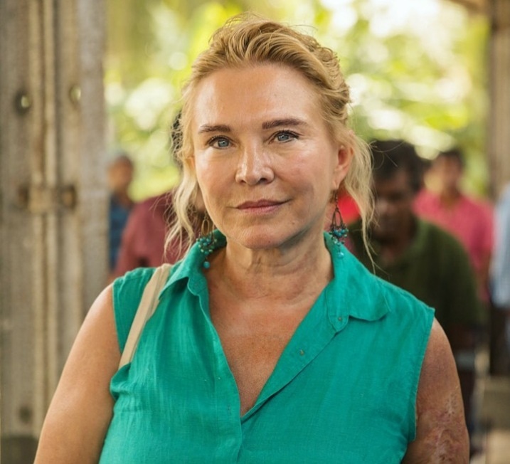 Just give her the best actress award now please 😁