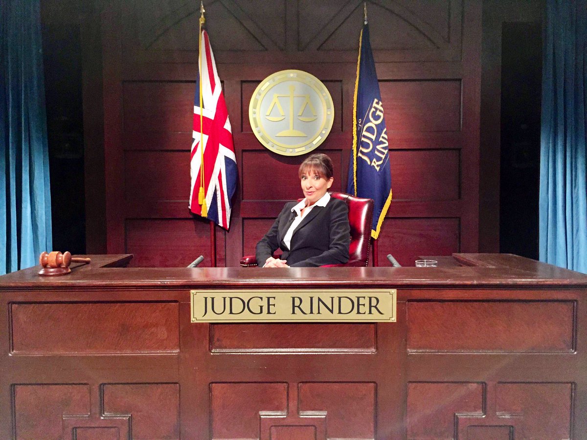 michhassan's tweet photo. Happy Birthday to the one &amp; only @RobbieRinder 🎉🎂🍾🥂🥂 Sending you lots of love &amp; virtual hugs 😘🤗 Enjoy your day XXX #tvhusband #judgerinder #birthdayboy #Gemini https://t.co/tfjtjcRycG