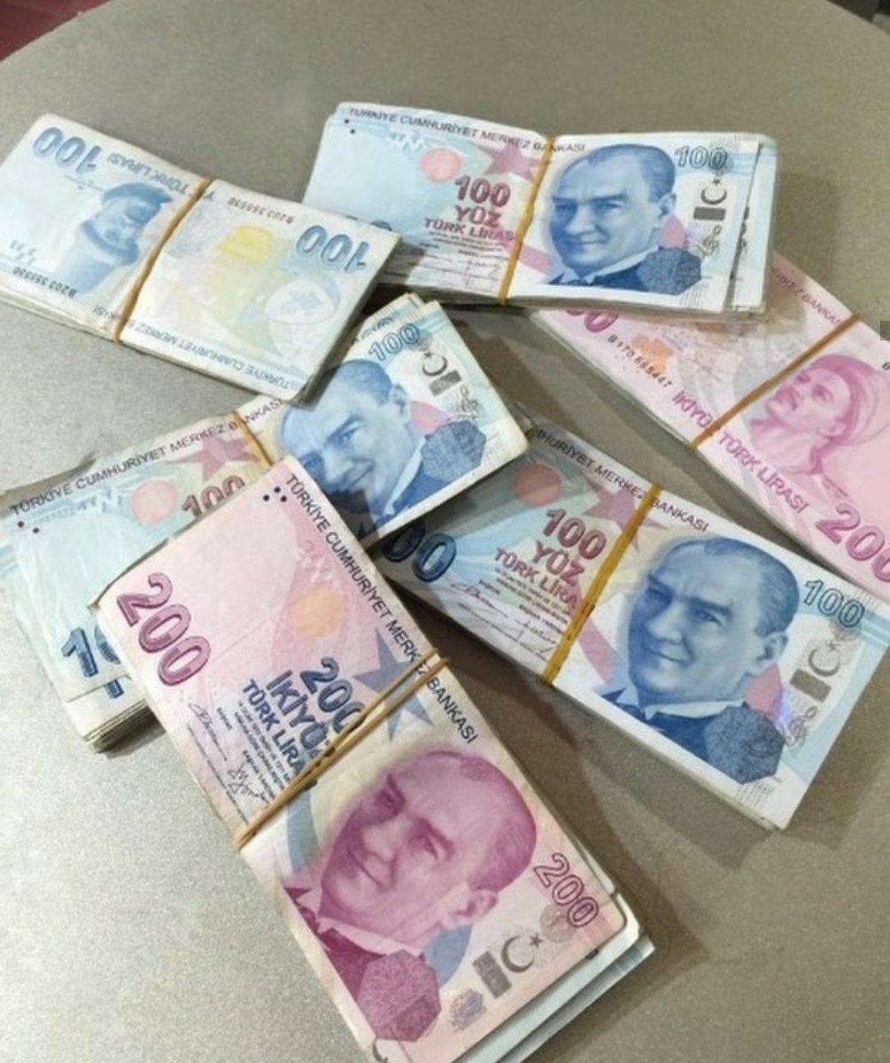 Şu para lara sahip olmak okdar basitki artik zorlanmak yok sadece innsanlar hırs yaparak kaybediyorlar SENDE KAZA MAK İSTİYOR İSEN RT VE BEGEN 
RT VE BEGENİP 3 KİŞİ ETİKET ATANLARA ;") PAPARA HESAPLARİNİ İSTİCEM SÜPERİZ 
#AbdYanıyor #orucaruoba #rtalb #mineapolis #pazar #tekme #