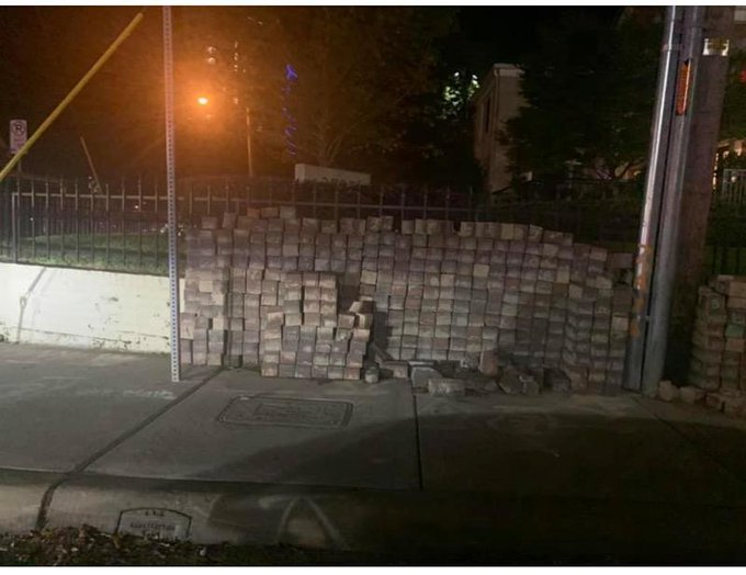 SH0WALTER's tweet photo. Where did the Bricks come from?
Who delivered them.
Who sold them?
Who BOUGHT Them?

Does any one really want to solve or STOP this?

@SecretService @FBI @LouDobbs @seanhannity @SaraCarterDC @TuckerCarlson 
#protests2020 
#WWG1WGA https://t.co/4QA6a3b0Mp