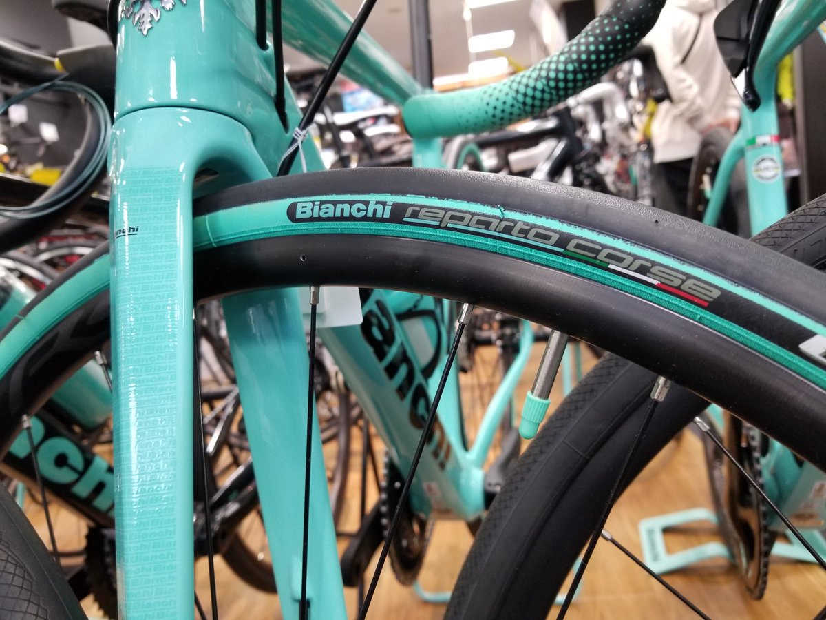 チェレステ至高】 ビアンキ名古屋の加藤です。 カラーカスタムって良い