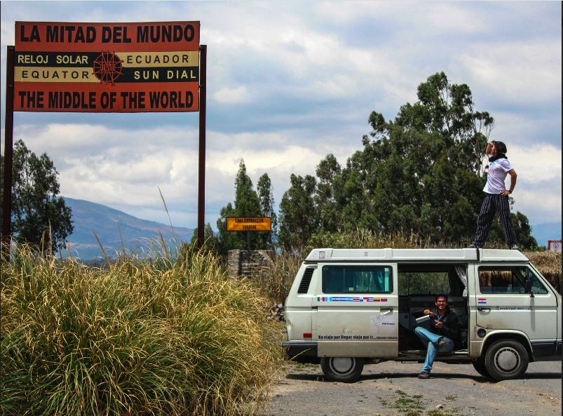 Juanquipane's tweet photo. [9]Con este acto de serendipia iniciamos el viaje de nuestras vidas: 17 países, más de 35.000 kms en la hermosa Westy a quien llamamos Jasy89. Nuestro punto de salida de esta gran aventura? La casa de Bob. 👇con mi compañero de viaje Alberto https://t.co/WKIIsXByP7