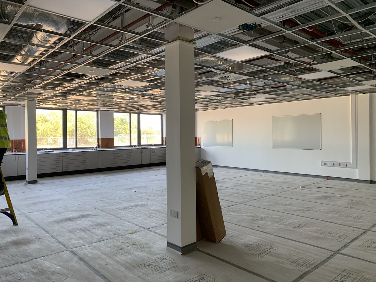 PontHigh's tweet photo. Here is (on the ground floor) a Food Tech room, technology room and double sized Art room - pretty nice views out of these classrooms! @PeleTrust @N_landCouncil https://t.co/qCniXWbM7q