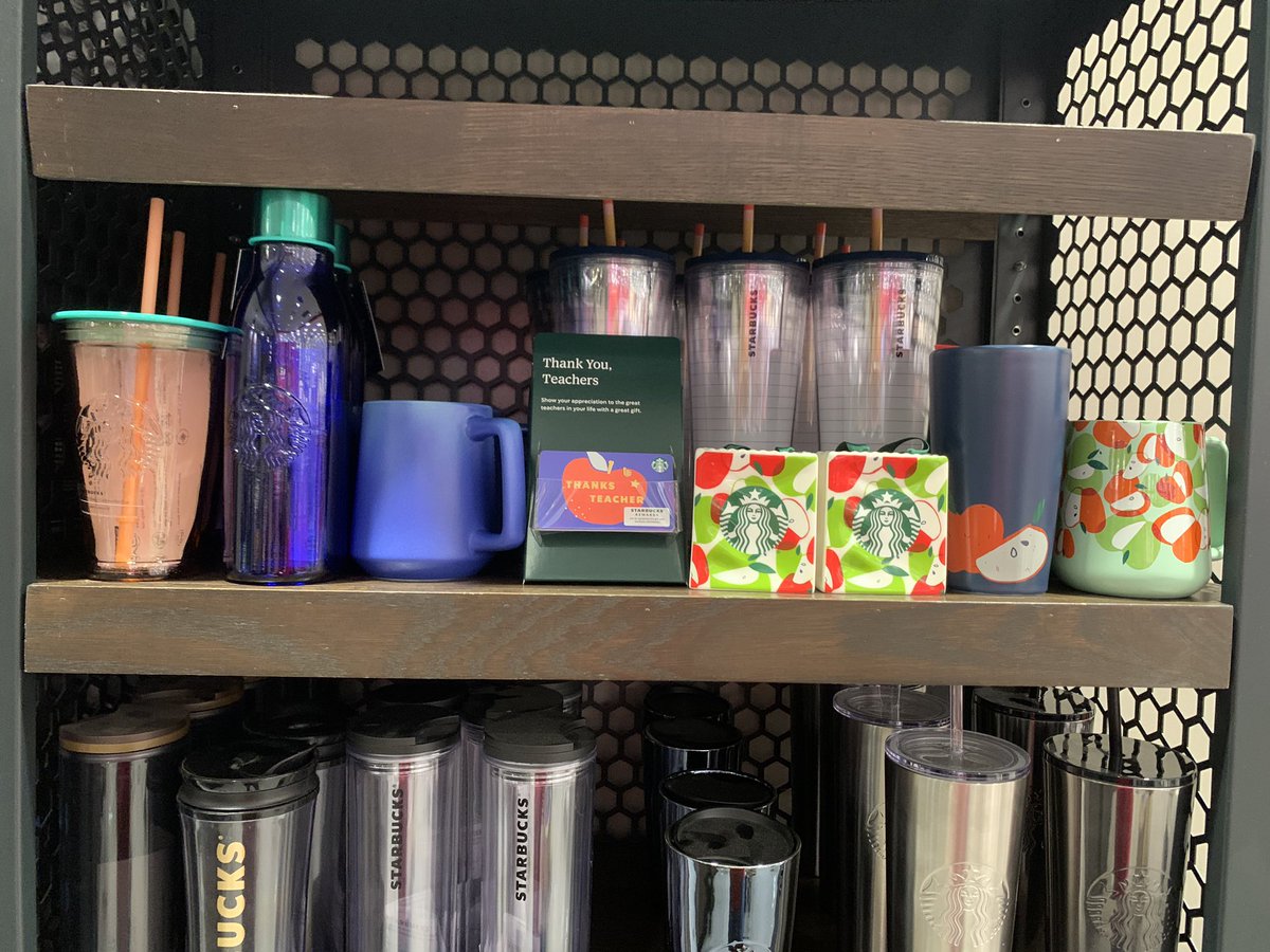 DouglassXavior's tweet photo. Come Join The Party 🎈 #SoPoStarbucks Is Back Open For Grab &amp; Go !!! Don’t Forget To Pickup Your New #Pride , #TeacherAppreciation &amp; #NewSummer Merchandise + #ColorChangingCups !!! #Target #T1338 #Maine #D447 #WorkSomewhereYouLove 🎯☕️💚 https://t.co/oSOgp98xo4