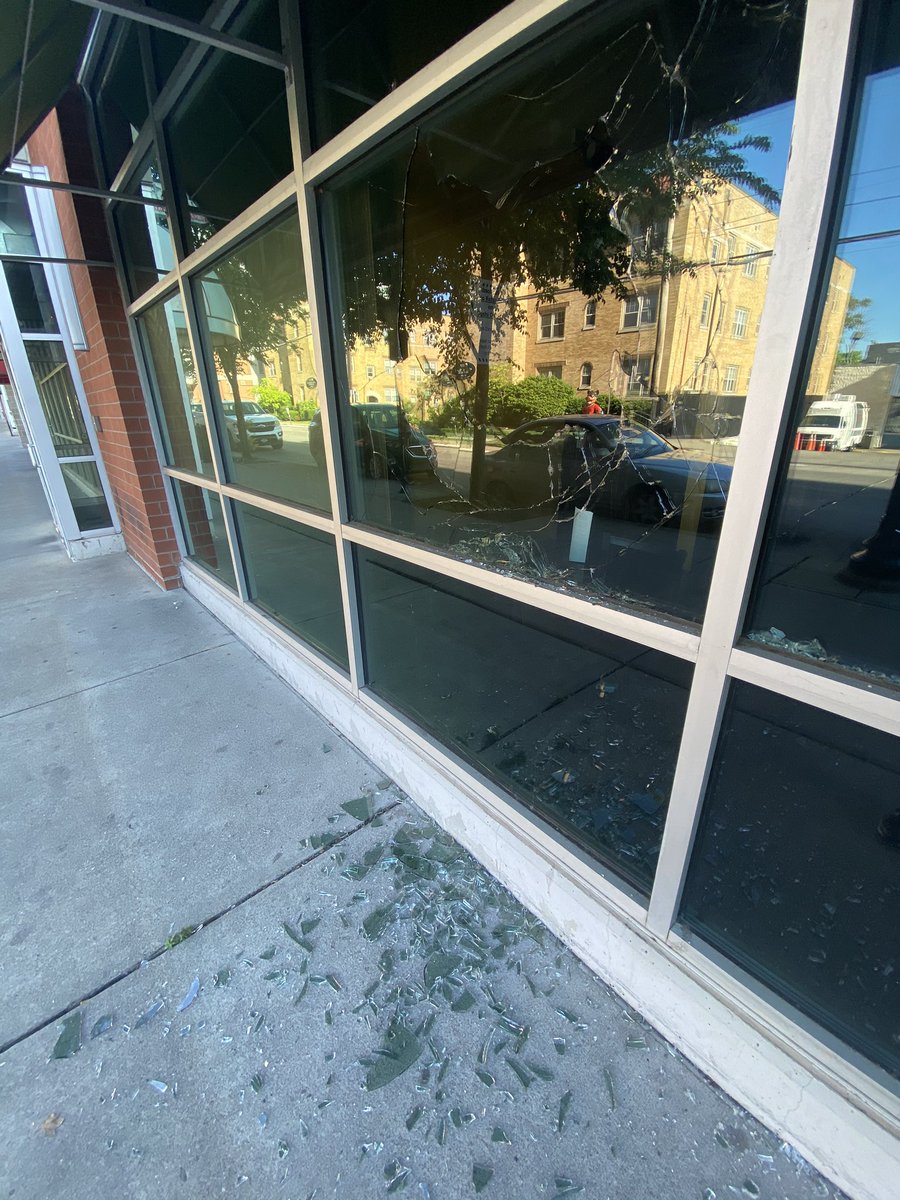 KARobinson__'s tweet photo. Damage to businesses on McMillan in Clifton overnight. Glass shattered. Doesn’t appear anyone was able to get inside. https://t.co/jR1Sm7jjvU