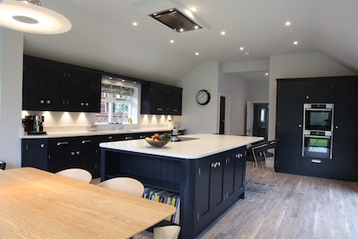 Our hand-painted kitchens are finished in the perfect colour for your home - they can be repainted as and when your tastes change. Visit holmetree.co.uk/kitchens to see our hand-painted kitchen designs and fine out more.

#bespokekitchens #paintedkitchens #kitchendesign #kitchens