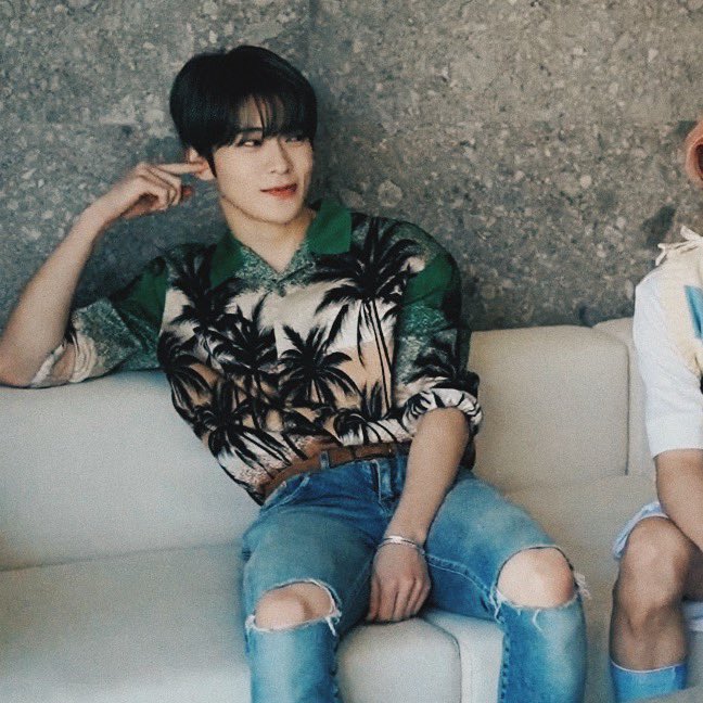 𝙢𝙖𝙙𝙡𝙮 𝙞𝙣 𝙡𝙤𝙫𝙚 𝙬𝙞𝙩𝙝 𝙟𝙚𝙣𝙤 🥑 tweet media