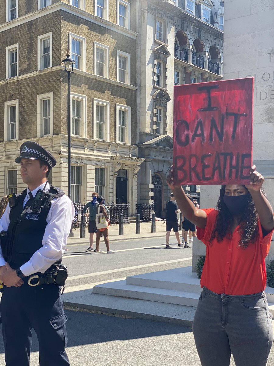 MuradMerali's tweet image. BLACK WOMEN ARE LEADING THE MARCH. A PICTURE HAS A THOUSAND WORDS. #londonprotest #BlackLivesMatter  #GeorgeFloydProtests #Georgefloyd