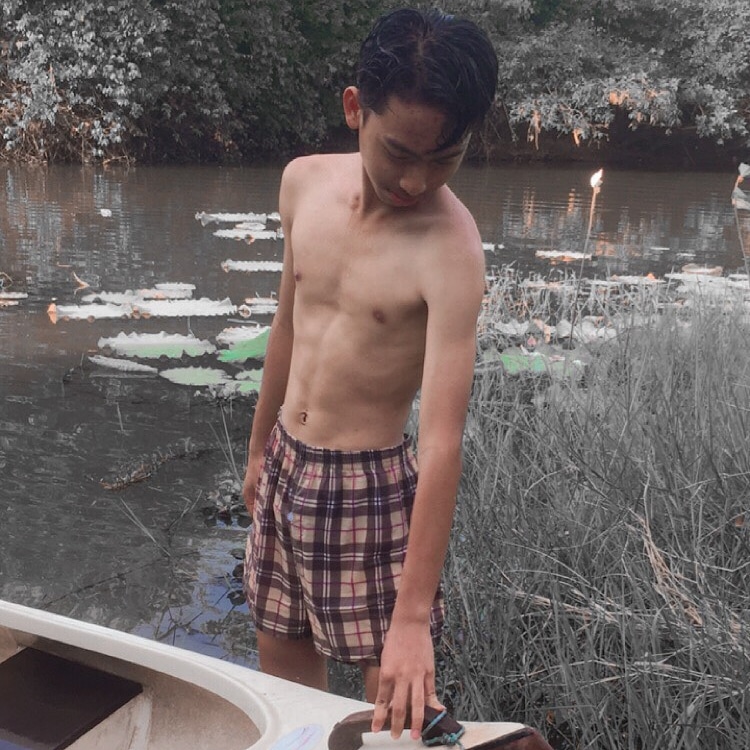 PekNaravich's tweet photo. เล่นน้ำจนดำหมด https://t.co/n4X5yCtoR5