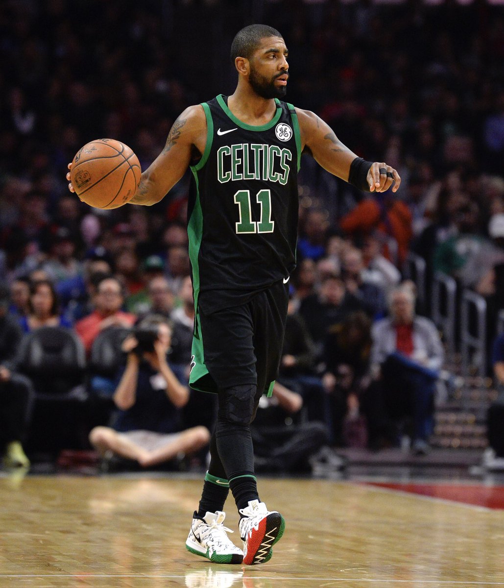 kyrie irving untucked jersey