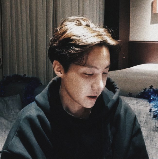 #Armysboyfriend

Admit that you have a crush on Jung Hoseok! Period