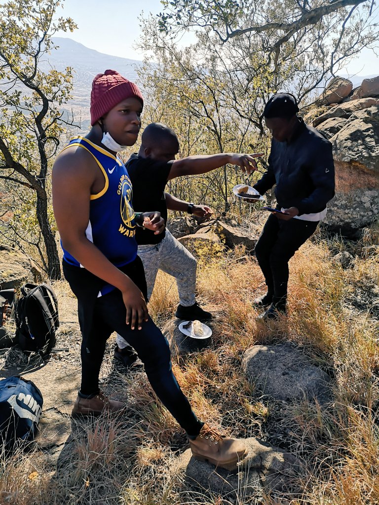 MageshThapelo's tweet photo. https://t.co/j4d8v2bfNv