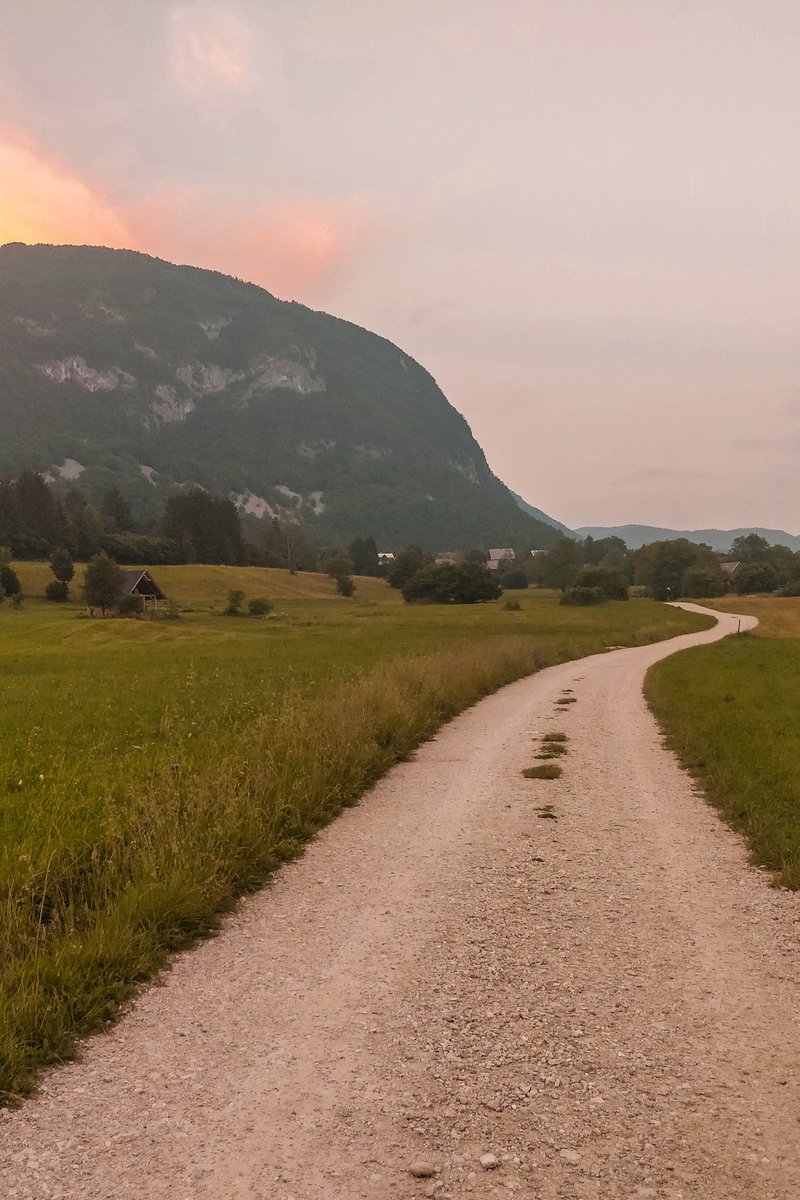 kipamojo's tweet photo. Sunset at Lake Bohinj. 🌄 Blogs coming soon! #VisitSlovenia #ifeelsLOVEnia https://t.co/PSROUtaLOE