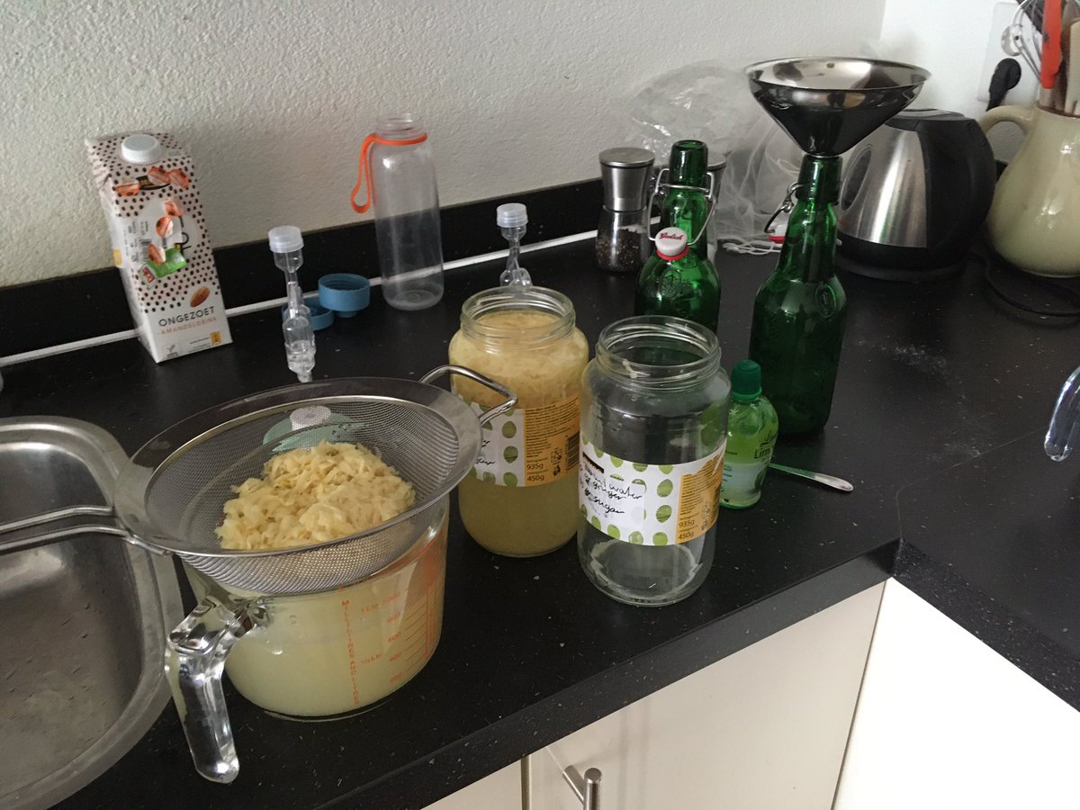 LVHoving's tweet photo. Quarantine project: ginger beer (non alcoholic)

Stoked 😍😍😍 https://t.co/bMtidr7mBf