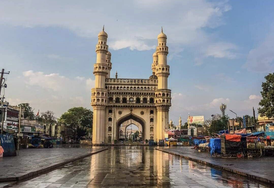 The beauty of charminar after rain in hyd @shocharminar @CharminarBlog @ZC_Charminar @CharminarMLA @AMOH10GHMC clear skies n spotless historic structure - many new structures may come but this stands unique and symbol of Hyderabad