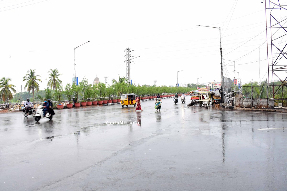 HydYouthMirror's tweet photo. #HyderabadRains #Hyderabad @HiHyderabad https://t.co/ClSauSrE04