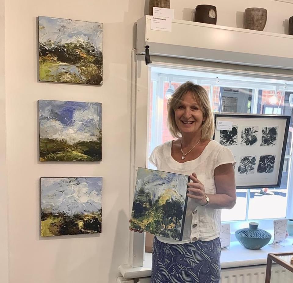 Polly Dutton Artist tweet media