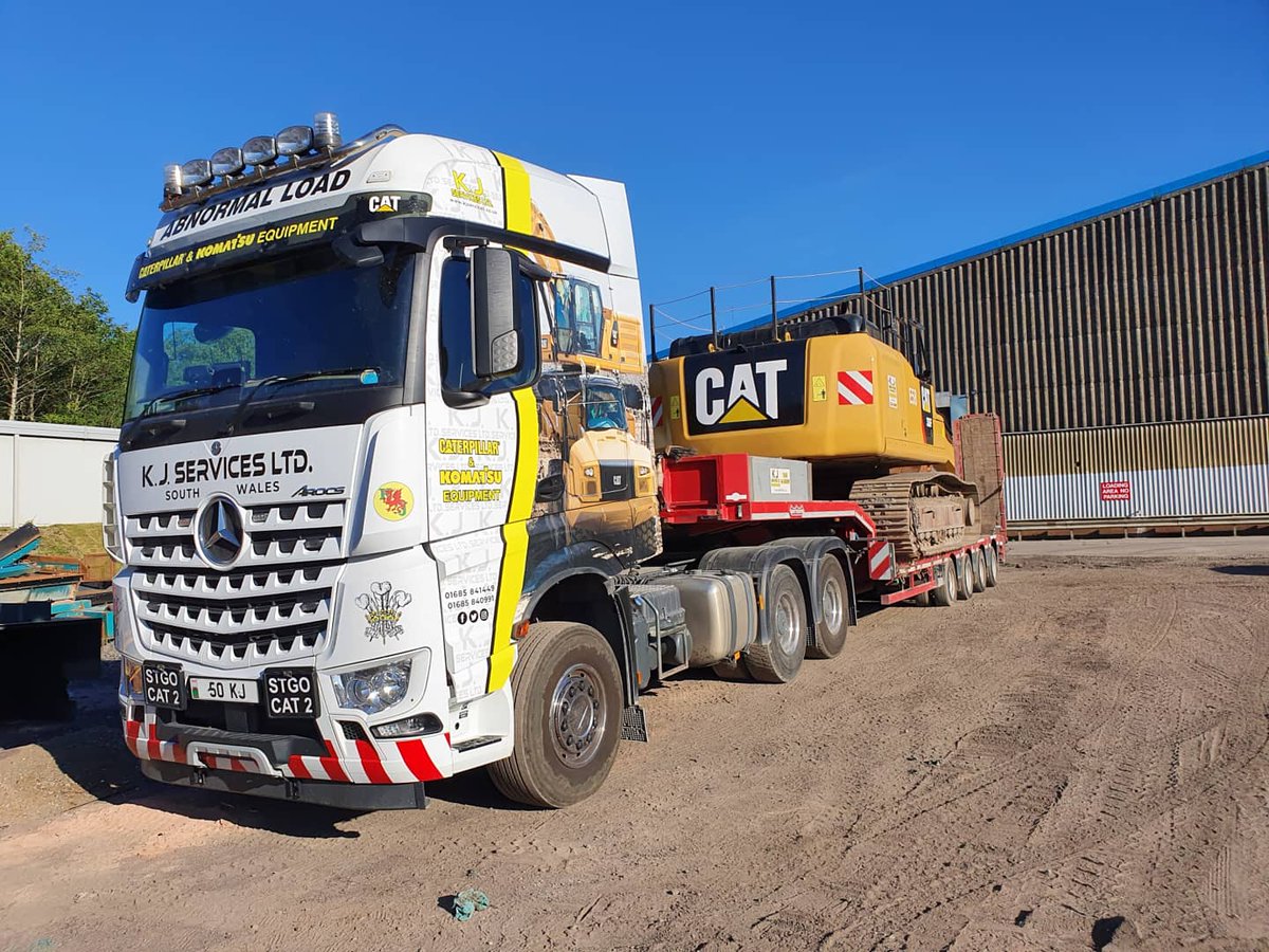 KJ_Services's tweet photo. Our Caterpillar 336FL Long Reach Moved To Site Yesterday Morning From HQ. #KJServicesLtd #KJCrushingLtd #Caterpillar #Excavator #LongReach #Equipment #HireFleet #LowLoaderService https://t.co/srr2GouRky