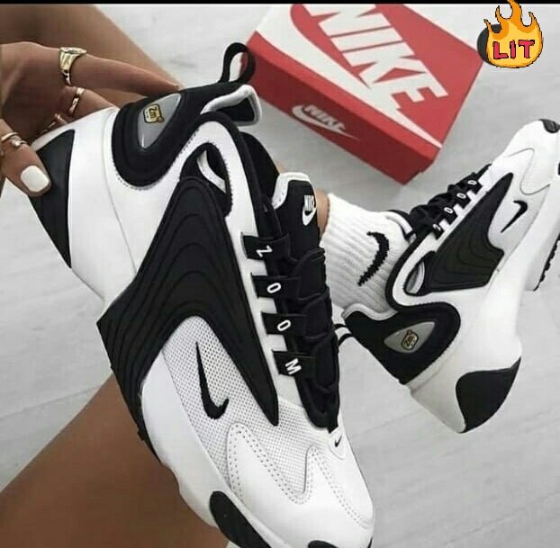 angella_phad's tweet photo. #PeopleShouldNormalise supporting each other...i sell shoes at an affordable price please retweet https://t.co/Xooim6Rsb5