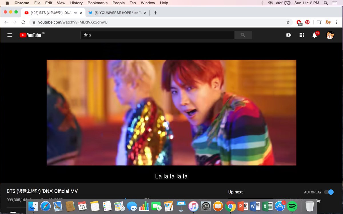 SEOULSONlC's tweet photo. @Youniverse_Hope @BTS_twt 42nd stream <3 @BTS_twt https://t.co/aFCf8igJDl