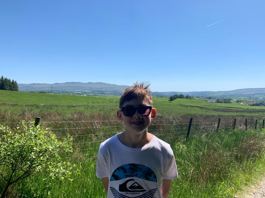 mitrolen's tweet photo. Walk this afternoon as part of Balfron-A-Thon 2020. Andrew and Alex Mcaulay @DrymenPrimary @BalfronHSsport  @BackOnside 😀🐶☀️🏴󠁧󠁢󠁳󠁣󠁴󠁿 https://t.co/5HZbWlINUI