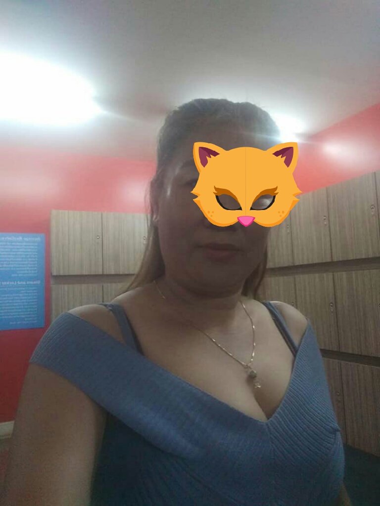 คืนนี้นอนบ้านพี่สะใภ้ผมพร้อมที่จะดูแลพี่อรให้มีความสุขทั้งใจและกายอายุ54 ยังสวยยังสาวอยู่เลย