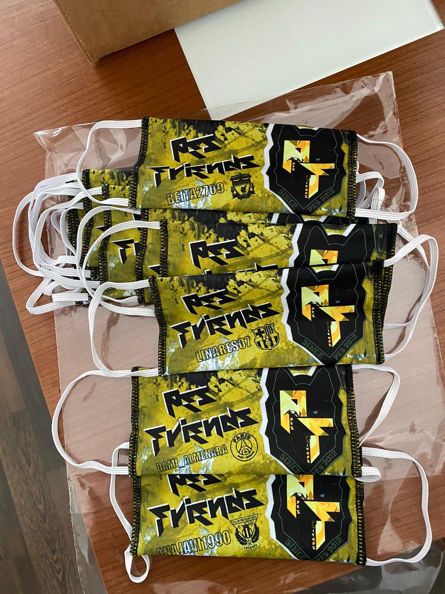 Diseños para los vips de <a href="/PesFriends/">PesFriends</a>