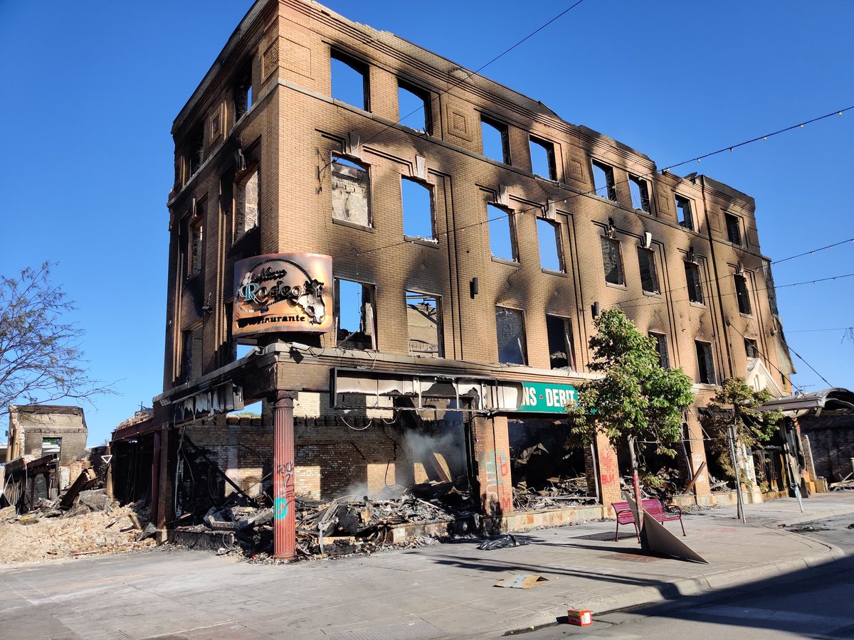 LemonNation tweet media