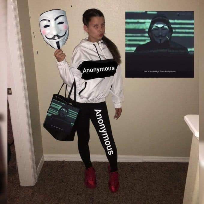 Clbc_Milly's tweet photo. Eu esperando o #AnonymousBrazilNeedsHelp  soltar os podres do Bolsoliro tbm https://t.co/cUBF7u7bXZ