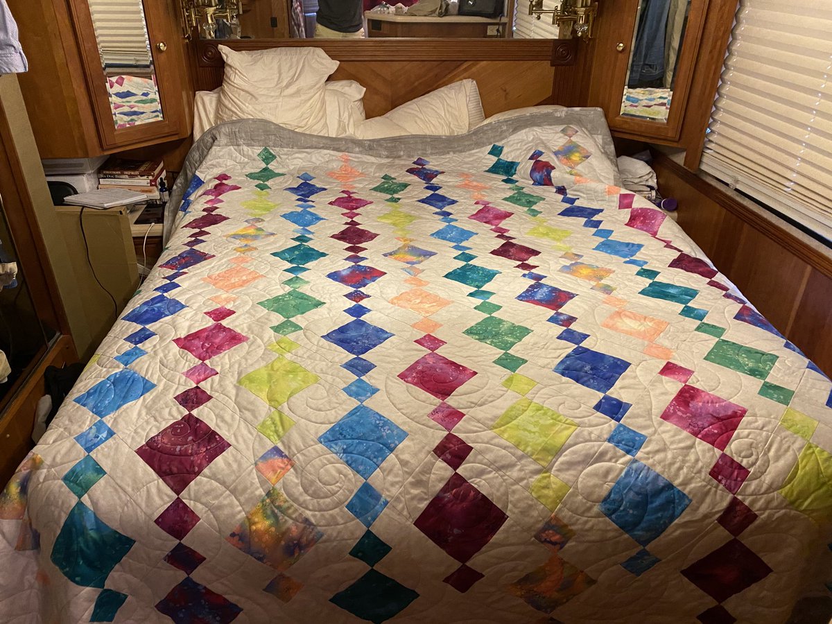 zeilisj's tweet photo. ... and another UFO bites the dust. Just has to put on bed before I crawled in. Finishing wore me out. Now to finish the pillow cases. #ilove2quilt. Finally one for our bed. #shelteringinplace #coronavirus2020 https://t.co/6rAA2ODQNl