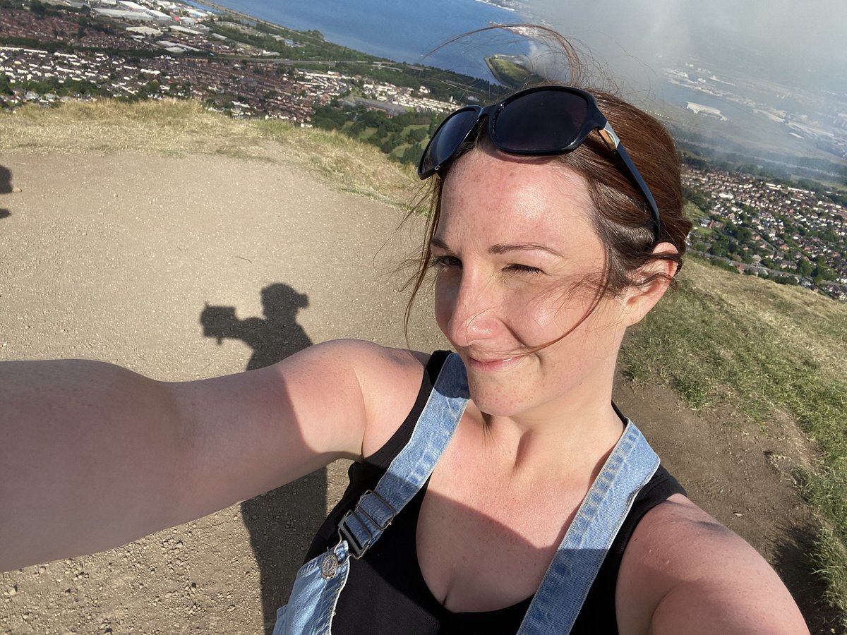 deb76566985's tweet photo. Sunday trip up cave hill #sundayhike #summersunday https://t.co/UfkO41innD