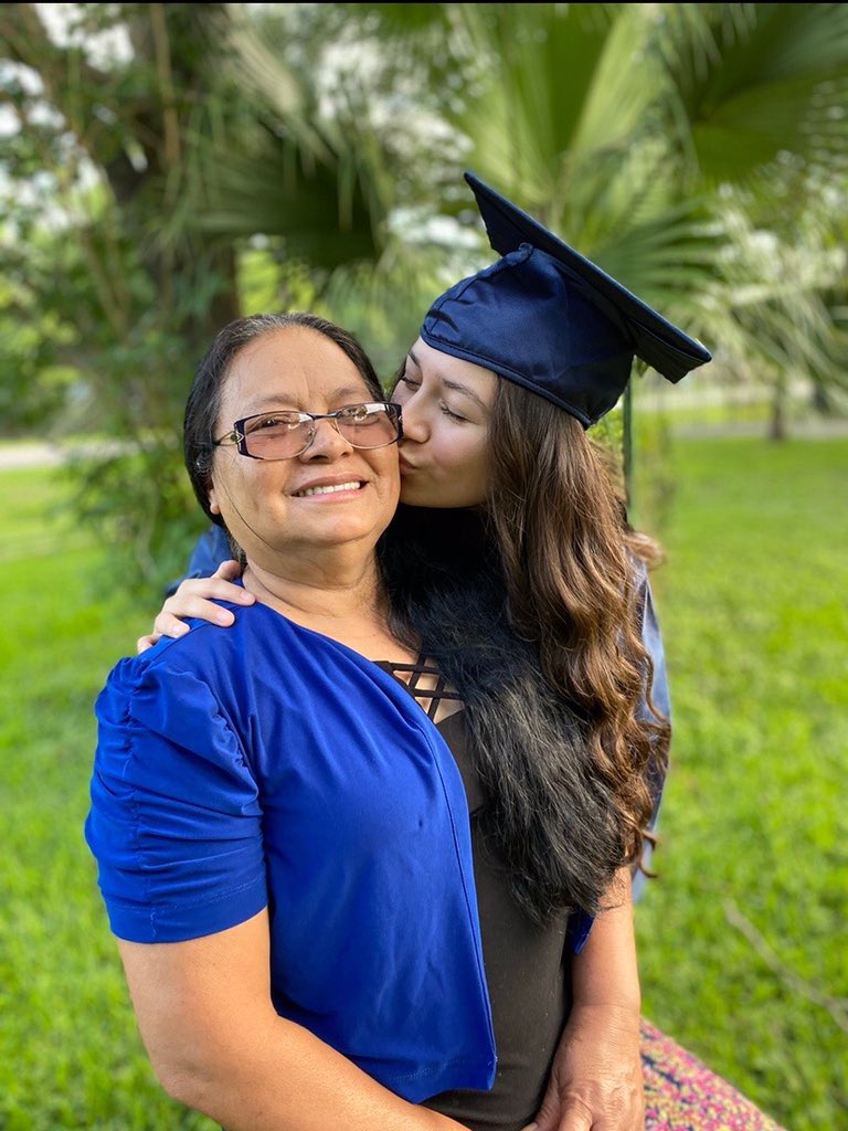 kgicela02's tweet photo. #YESgrad2020 π€l https://t.co/XxD4O70RXt