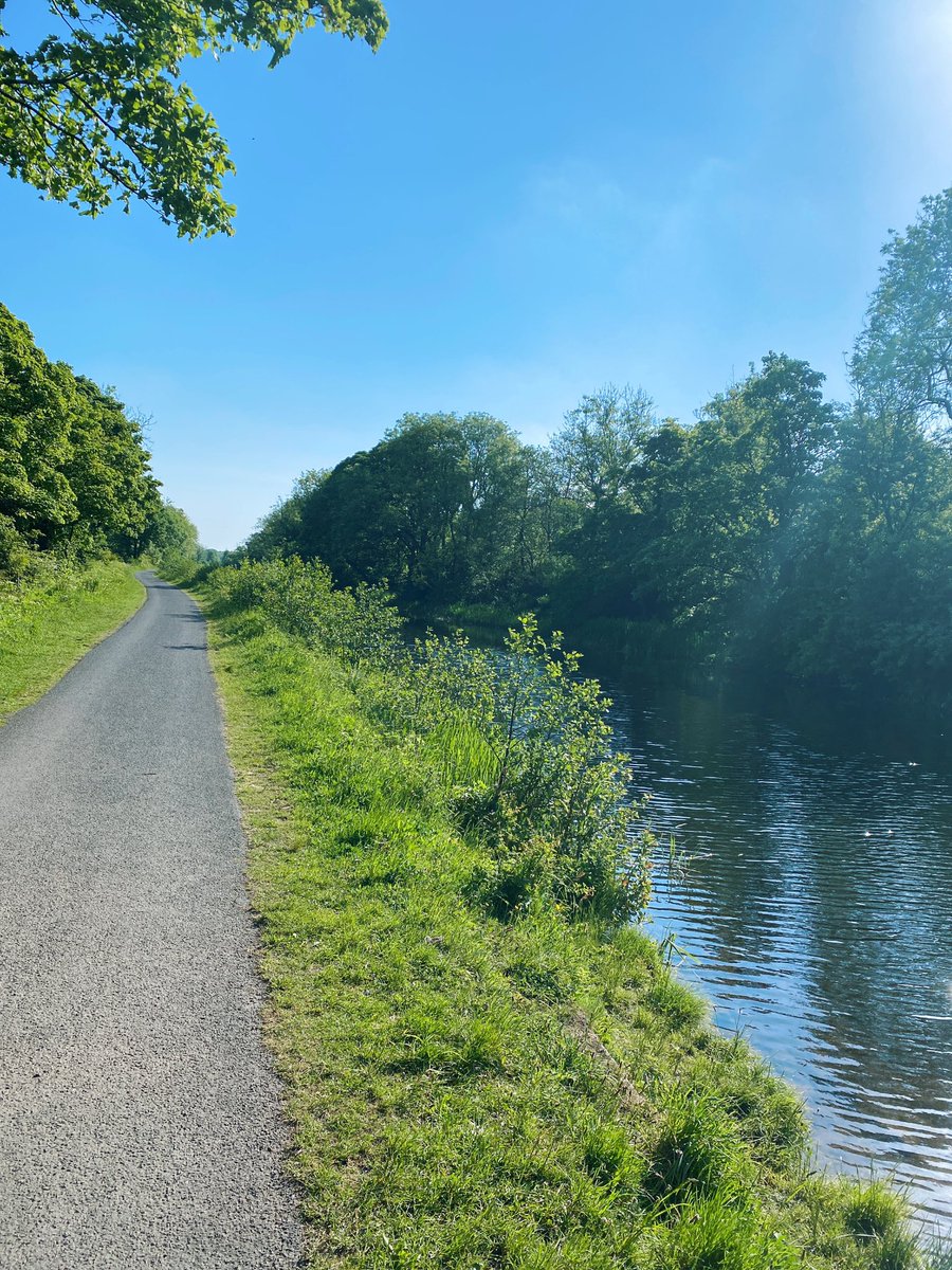 MissWalker_PE's tweet photo. Beautiful cycle in the sun this morning 🚴🏽‍♀️☀️ Supporting @BackOnside @BalfronHSsport @McLarenHSPE #Balfronathon https://t.co/GY7c77Xkqq