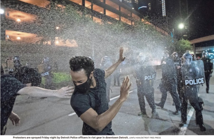 EZXDuhuXsAEFwAh?format=jpg&name=900x900