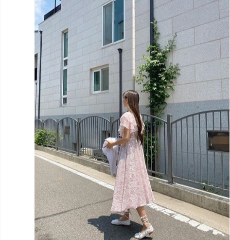 official_areum's tweet photo. 🧚‍♀️
오랜만에 샤랄라✨
@aka_ibbi
@mercibien_official
#메르시비앙 https://t.co/XjqqrqSotf