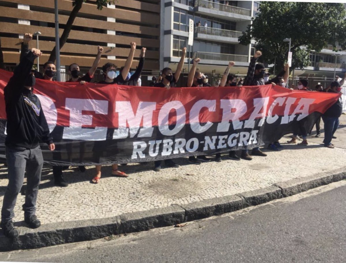 agsportlight's tweet photo. Por aqui tá começando também. Orgulho da Democracia Rubro-negra. https://t.co/sJLpVI735y