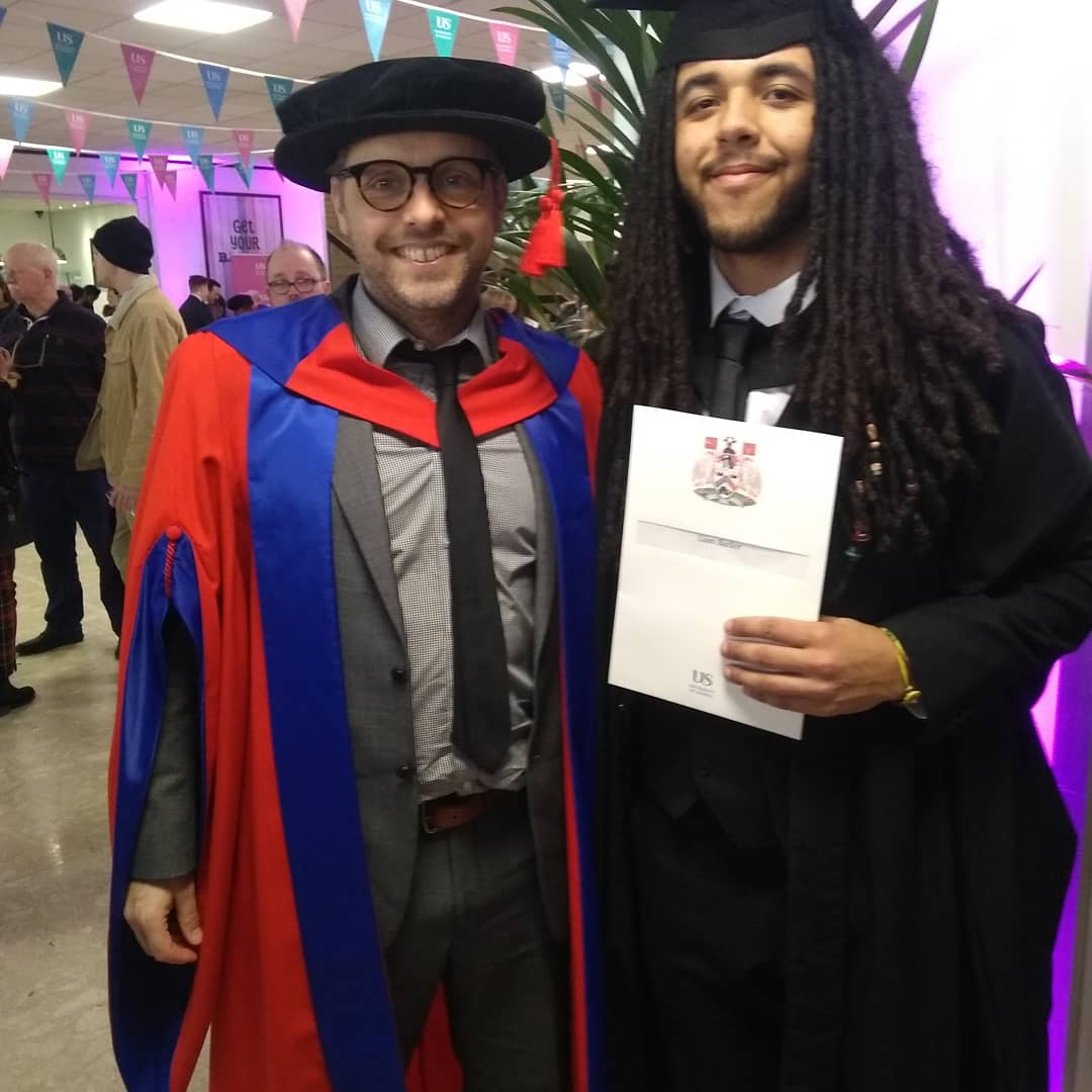 #BlackBirdersWeek I've been birding since I was 7 (found out they were dinosaurs lol) and it changed my entire life. I've volunteered at wildlife charities and shelters, and managed to get a BSc in Zoology and an MRes in Animal Behaviour!
#BlackInNature #BlackAFinSTEM