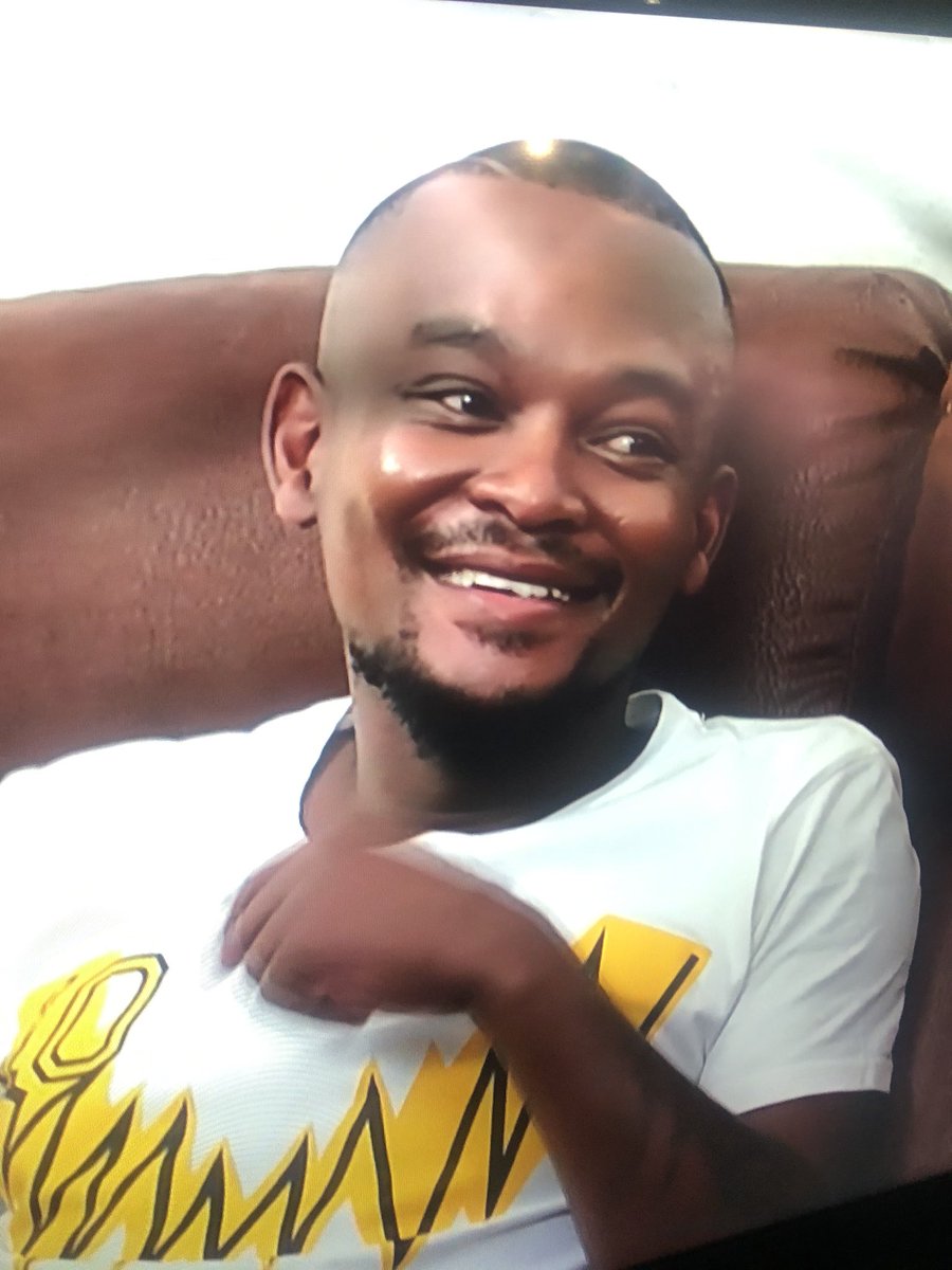 I’m not a prophet but I know Thabang will be queuing at Tops tomorrow 😂😂#DateMyFamilly