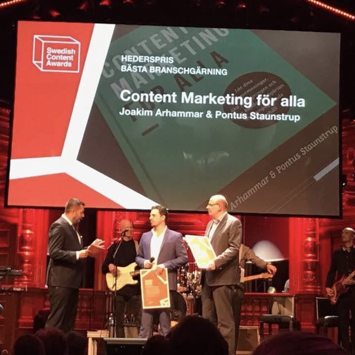 För 3 år sedan fick jag och <a href="/jarhammar/">Joakim Arhammar</a> Swedish Content Agencies hederspris för vår bok Content marketing för alla. 

Jag är fortfarande stolt över boken - den har hjälpt företag, marknadsförare, studenter att förstå och använda #contentmarketing