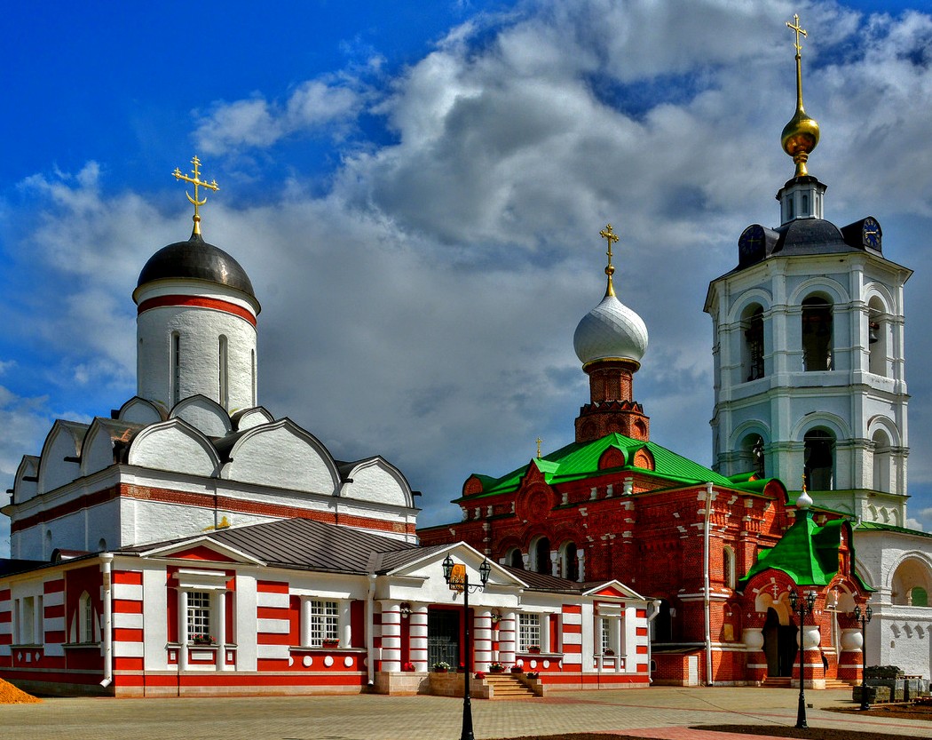 vozvr's tweet image. 100 ЗНАМЕНИТЫХ МОНАСТЫРЕЙ
32. Николо-Пешношский монастырь. 1361 г. Луговой. 
@history_RF    #СТОМОНАСТЫРЕЙ
В 1553 здесь остановился Иван Грозный и услышал от епископа Вассиана совет: "Не имей советников мудрее себя, ты должен учить, а не учиться, повелевать, а не слушаться".