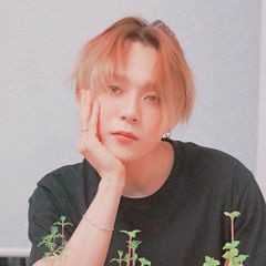 prettymh514's tweet photo. Hyojong 🥺🥺🥺

Feliz cumple bebé precioso, de verdad me alegra ver que eres feliz porque eso es lo único que importa. Espero escucharte con nuevos temas más pronto ♡
#SunshineDawnDay  #예쁜꽃처럼_던이_생일축아해 #hyojong https://t.co/x5mdqDrAex