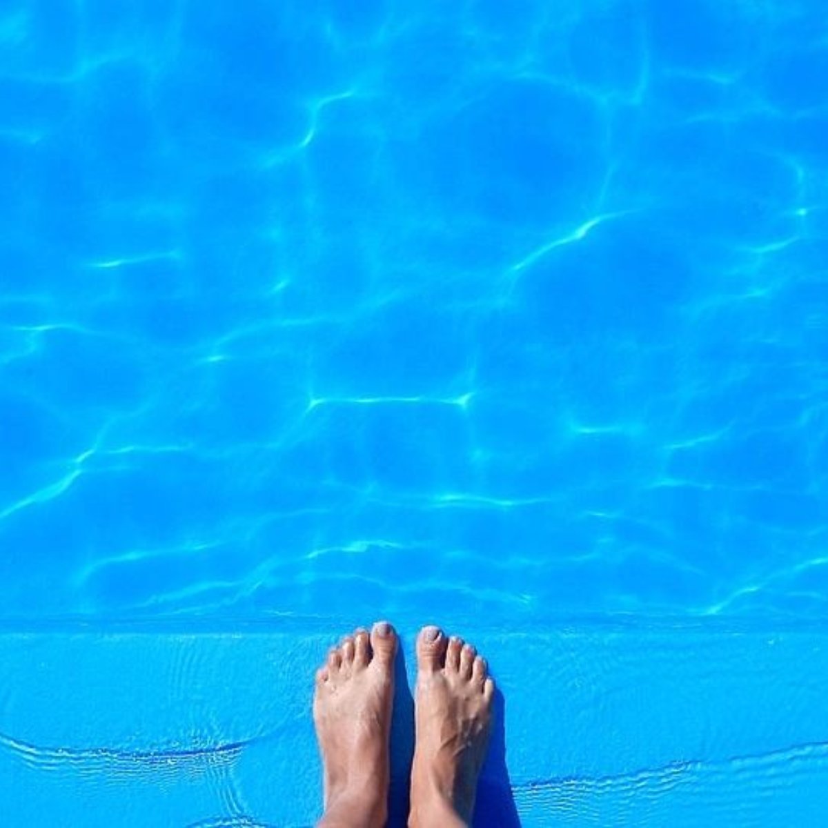 empire_pool's tweet photo. Be sure to get your toes ready for pool-side hangs. What's your favorite color to paint your nails during the summer? https://t.co/Oxn6zMpKQH