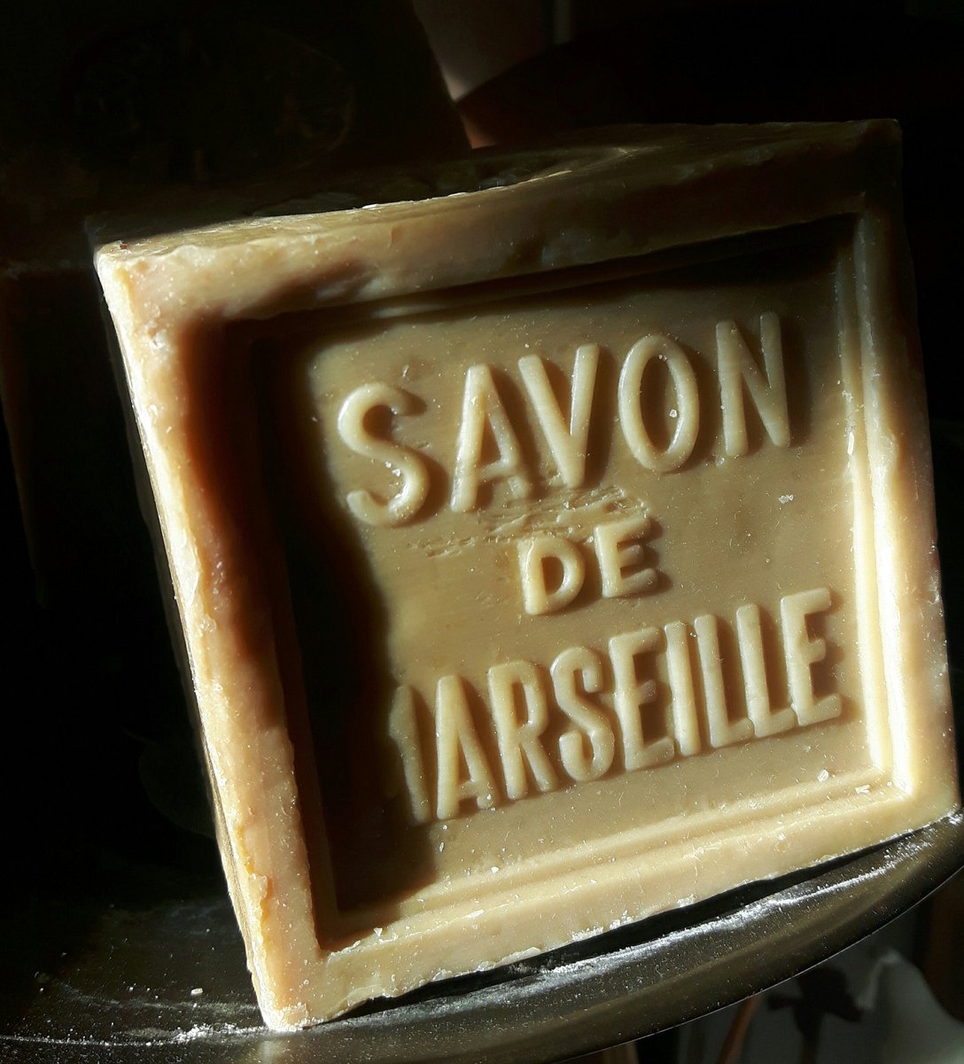 LivingCozy's tweet photo. Beautiful #SundaySushine and the wonderful smell of #FrenchSoaps!
#SundayVibes #GoodByeMay
#HappySunday #FavoriteThings
🌿🛁🌿🛁🌿🛁🌿🛁🌿🛁🌿 https://t.co/YiWXX0ZkOI