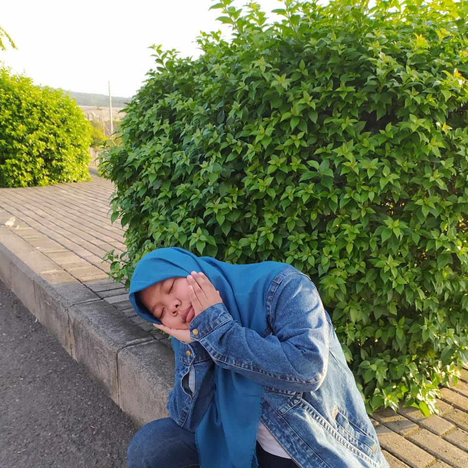 krisetiyani's tweet photo. #FotoProfilBaru https://t.co/zS7jarkEhp