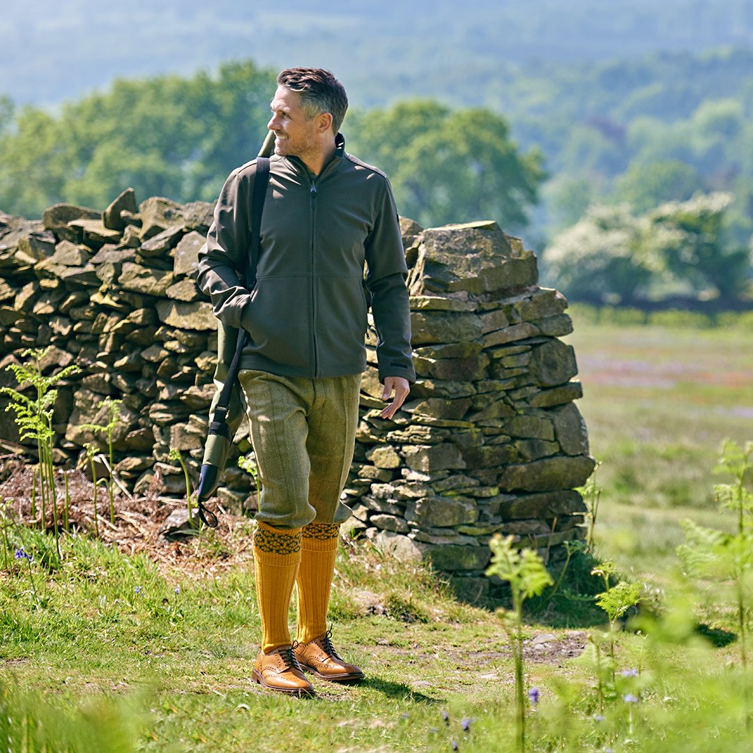 loveHJsocks's tweet photo. Add a touch of panache to your outdoor outfit with a pair of colourful shooting socks.

As well as being super stylish, these premium shooting socks are made from 42% wool and crafted to our unrivalled standards to ensure you not only look good, but feel good too!

#socks https://t.co/5gTCYBDWQy