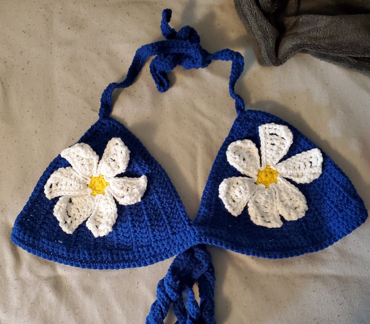royal blue bikini top $24 + $5 shippingsize large (D & DD cup)ties around back and neck for flexible sizing