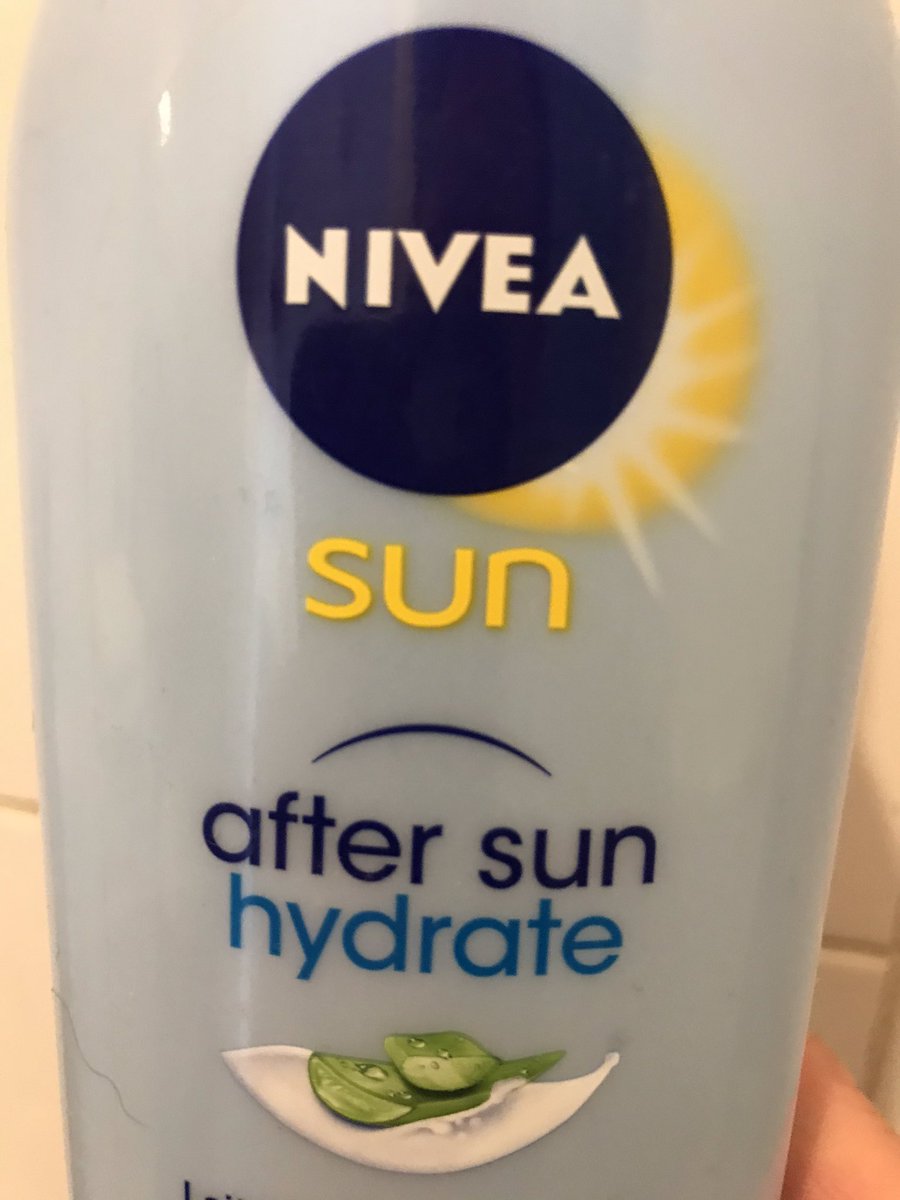 tiqu1337's tweet image. After today my new best friend! #sunburn #painfull