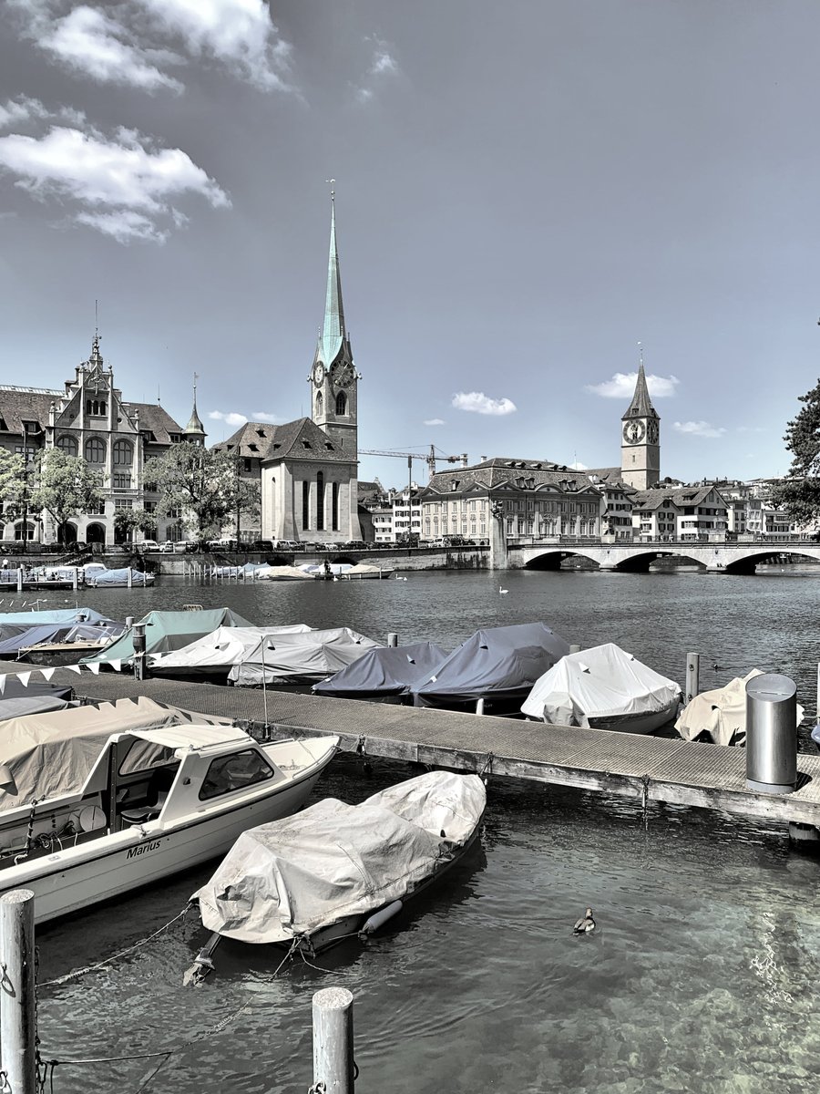 Zurich City - #switzerland #schweiz #zurich #picoftheday #visitswitzerland  #blickheimat #hellozurich #zhwelt #city #photography #travel #architecture #photooftheday #street #urban #citylife #streetphotography #picoftheday #cityphotography #cityscape #life #stadt #architektur