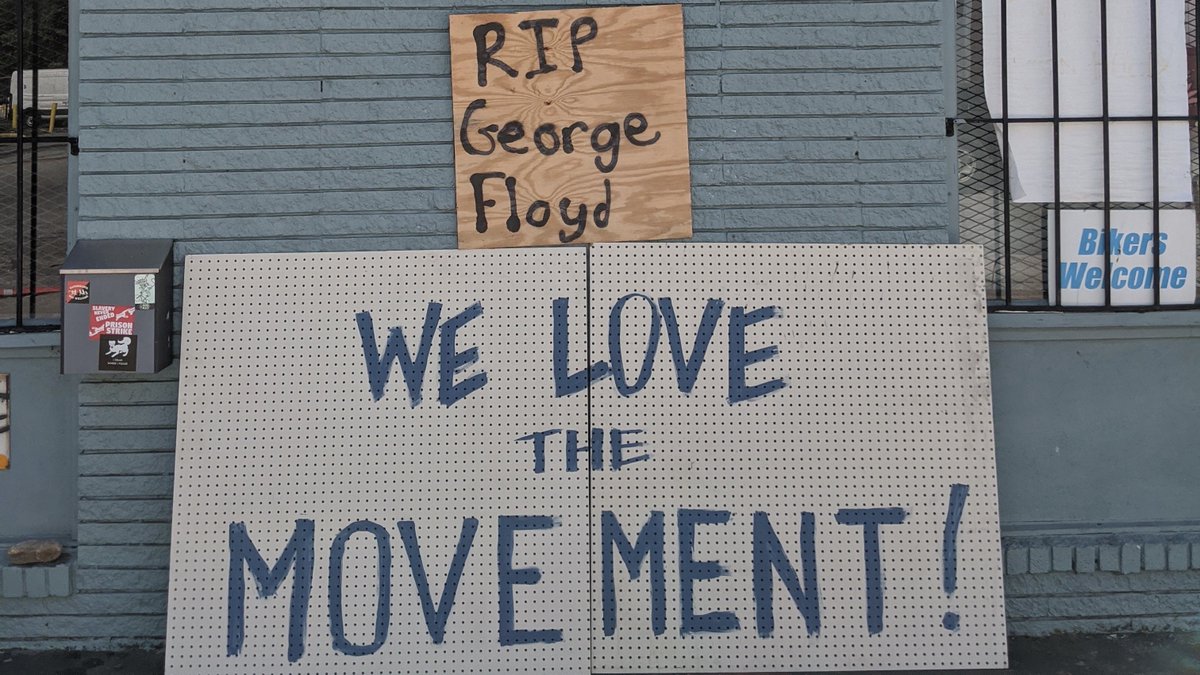 sbc_atl's tweet image. The South Bend Commons supports the uprising across the United States taking place in light of the horrendous murder of George Floyd by the Minneapolis Police Department. The historic revolt against anti-black racism and police violence has spread to Atlanta,