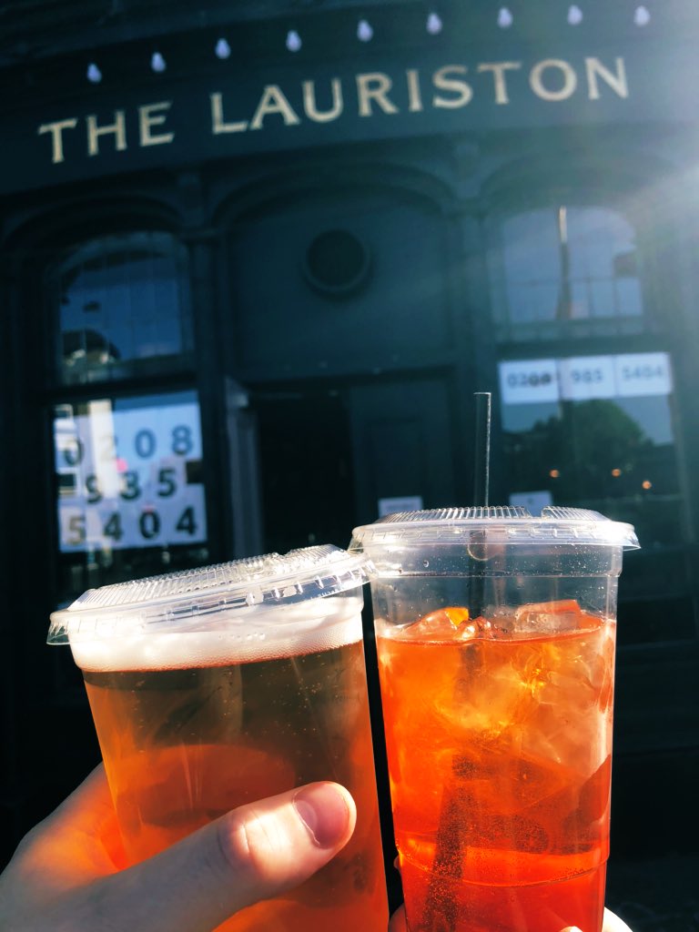 Mrstuartmillar's tweet photo. Sweet tast of a #socialdistancing  draft beer afternearly 80days without. #pubs #beer #Takeaway #london https://t.co/DoLAJhmrcQ
